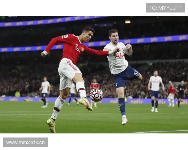 哈兰德与卡瓦尼无球跑位及进攻效率对比分析