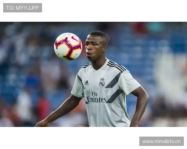 维尼修斯 vs 罗比尼奥:早期模板相似度与风格差异 维尼修斯 vs 罗比尼奥:早期模板相似度与风格差异