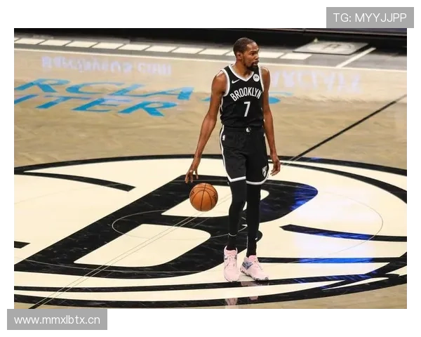 杜兰特季后赛连续关键三分命中明显拉开与乔治得分差距